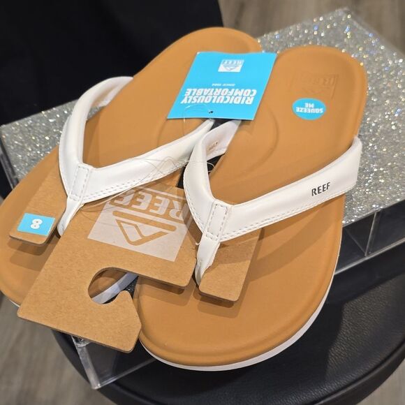 Reef Cushion Cloud Flip-Flop Platform Sandal- White/Tan - Picture 7 of 9